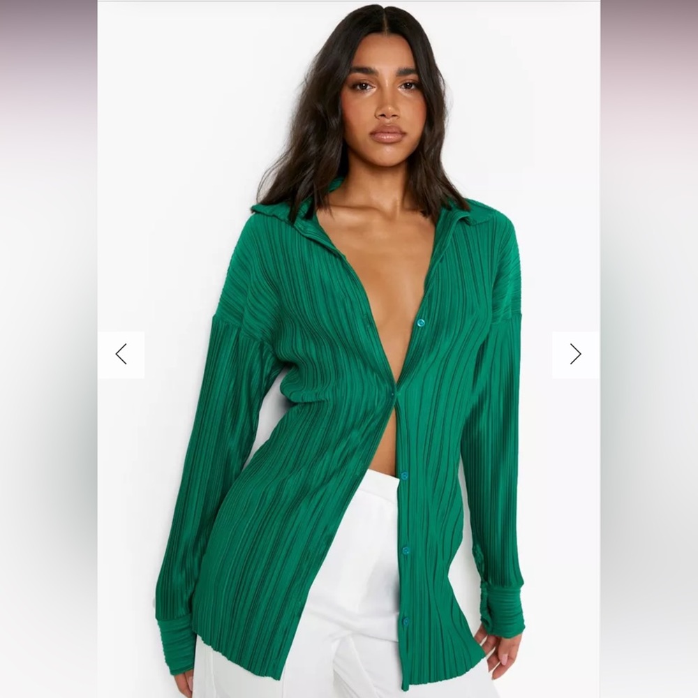Boohoo Plisse longline oversized shirt size 4 US